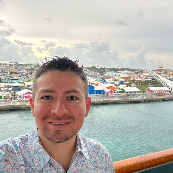 Meet your Posher, Christopher - Picture 1 of 2